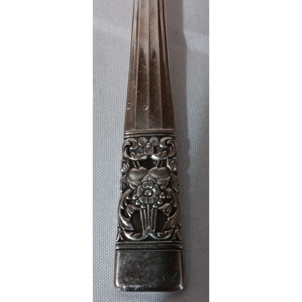 Vintage Oneida Community Salad Forks‎ 4 Silver Plate Coronation READ